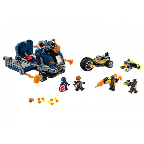 Designer of LEGO Super Heroes Attack on truck (76143)