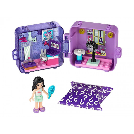 Designer of LEGO Friends Game casket of Emma (41404 L)