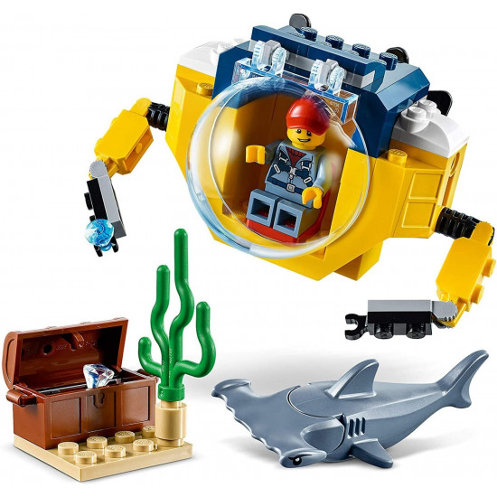 Designer of the LEGO City Ocean: mini-submarine (60263)