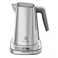 The Electrolux EEWA7800 electric kettle volume is 1.7 l (EEWA7800)