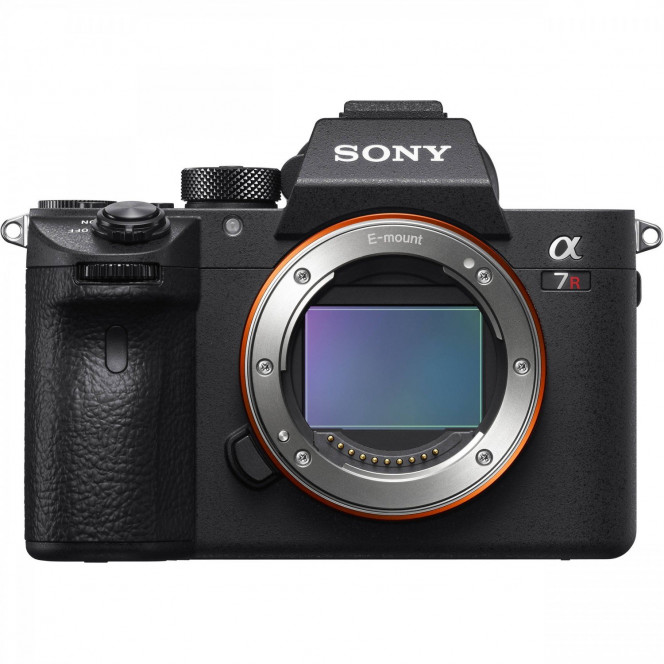 SONY Alpha a7R III body camera (ILCE7RM3B.CEC)