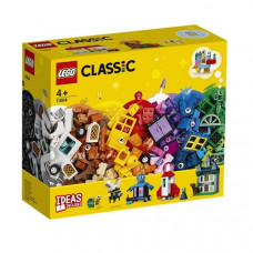 Designer of LEGO Classic Path to your creativity (11004)