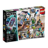 Designer of LEGO Hidden Side Illusive laboratory JB (70418)