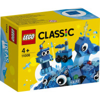 The designer of the LEGO Classic Set for designing blue (11006)