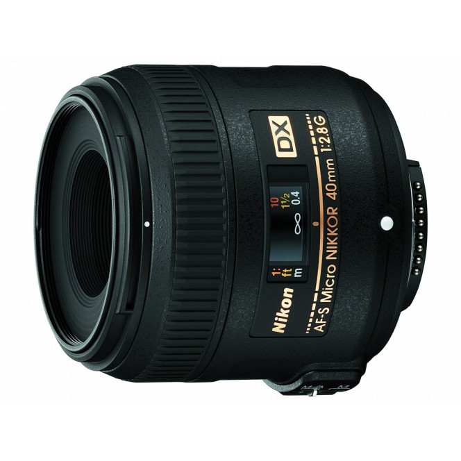 Объектив NIKON AF-S DX 40 mm f/2.8G Micro (JAA638DA)