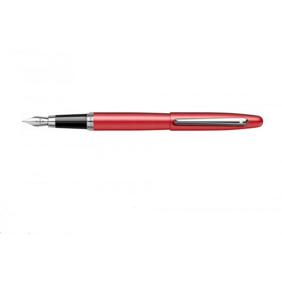 Sheaffer fountain pen, red body, in gift case (JS3371)