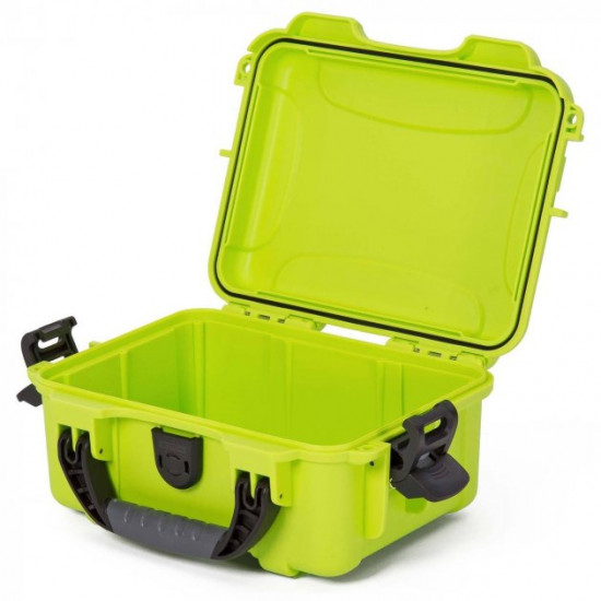 Waterproof plastic case with foam Nanuk Case 904 With Foam Lime (904-1002)