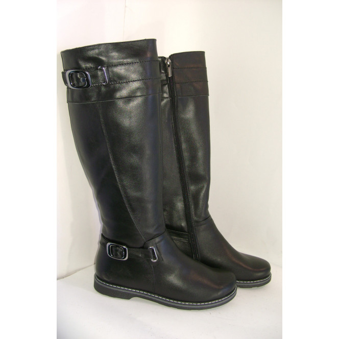 High boots made of genuine leather from the manufacturer. Sizes from 36 to 42; Full-length. Wholesale from 5 pieces less for $ 5