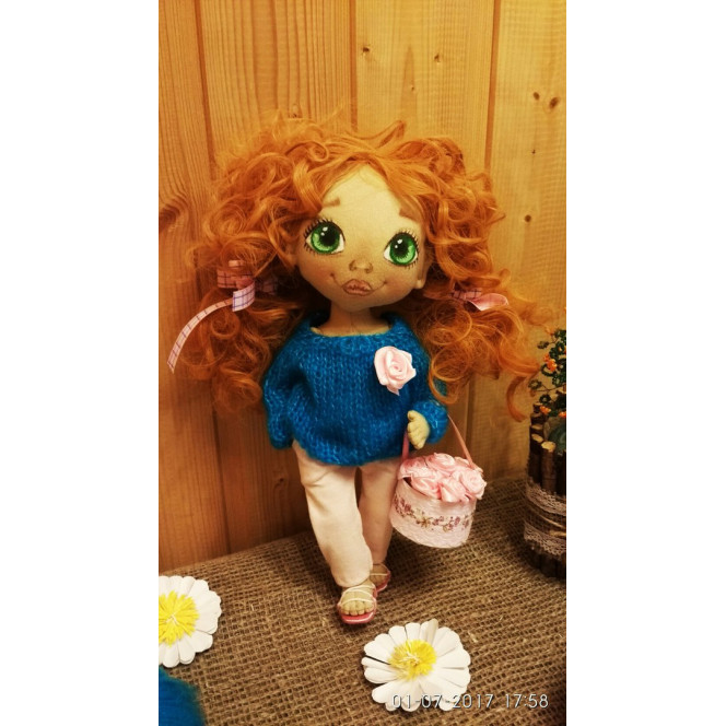 They are looking for mum textile dolls. Height 25 cm