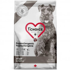 1st Choice (Fest Choys) Adult Hypoallergenic - A dry hypoallergenic feed with a duck and sweet potato for adult dogs of various breeds