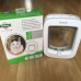 PetSafe Manual-Locking Cat Flap - A door with the mechanical lock for cats up to 7 kg