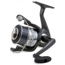 The Lineaeffe Shizuka SK6 FD 3000 coil with a fishing line (S1000630)