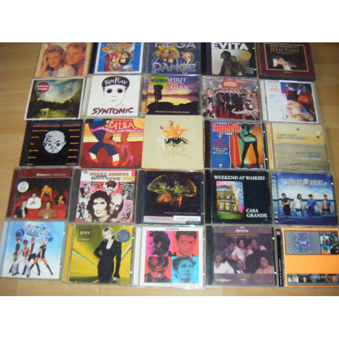 Branded CDs (lot) of 100 pieces