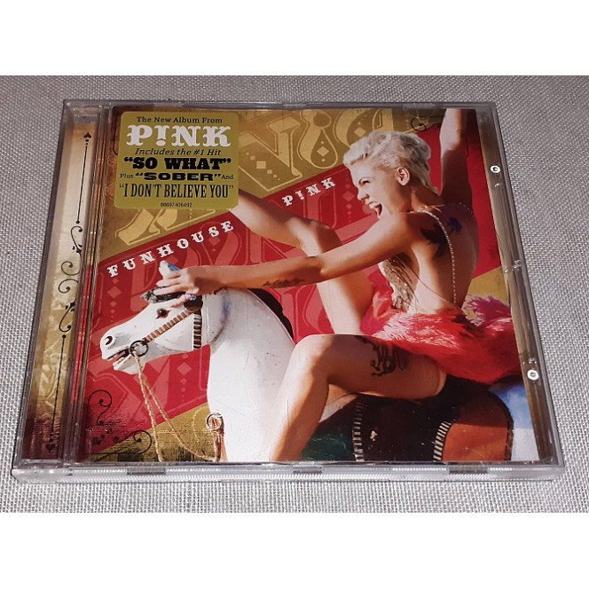 Signature PINK - Funhouse-