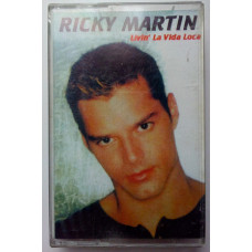 Ricky Martin - Livin’ La Vida Loca 1999