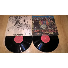 The Beatles (Revolver) 1966. The Beatles (Sgt. Peppers Lonely Hearts Club Band) 1967. (2LP). Vinyl.