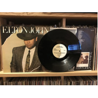 Пластинка Elton John  Breaking Hearts 