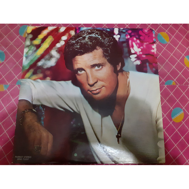 Vinyl record of LP Tom Jones - Tom