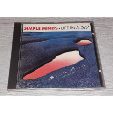 Signature Simple Minds - Life In A Day