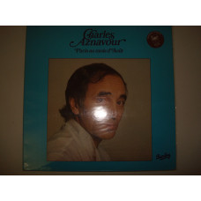 CHARLES AZNAVOUR-Paris au mois d aout 1965 Chanson