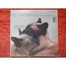 Vinyl record of LP Vera Lynn – Yours