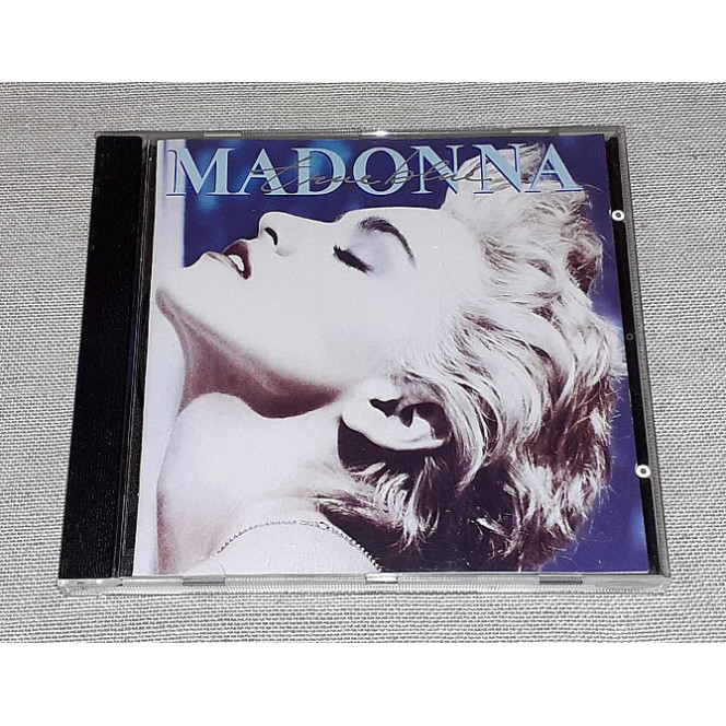 Signature Madonna - True Blue