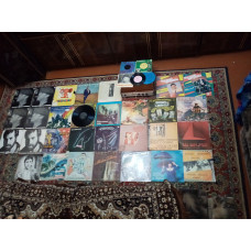 I will sell vinyl records of different performers of 1973-1989god