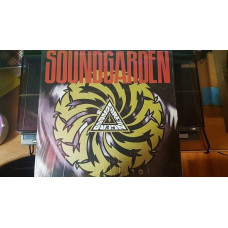 Soundgarden = Badmotorfinger