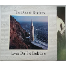 THE DOOBIE BROTHERS Livin On The Fault Line LP VG+/EX