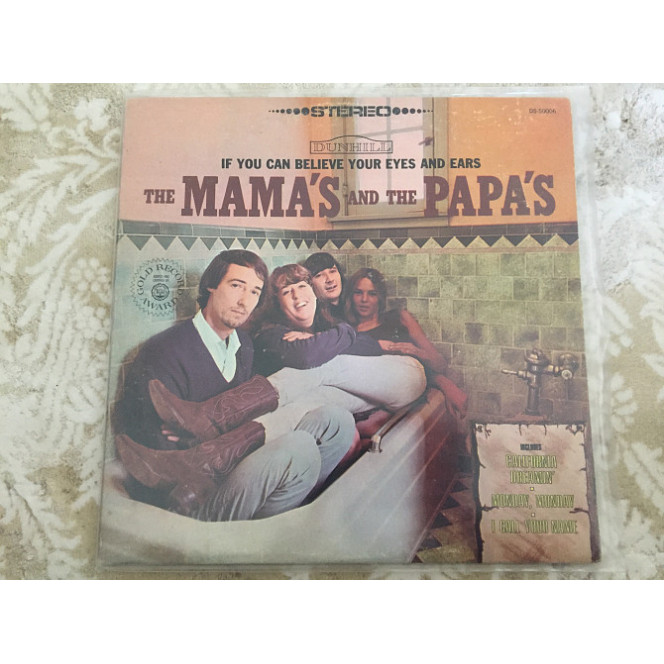 I will sell a vinyl record of mamas y the papas in excellent condition of 450 UAH