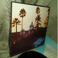 EAGLES Hotel California 1976 Asylum Germany VG++ / EX ++