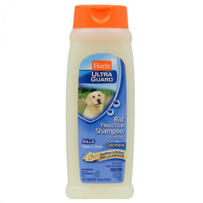 Hartz UltraGuard Shampoo Anti-flea and tick shampoo with oats and vanilla scent